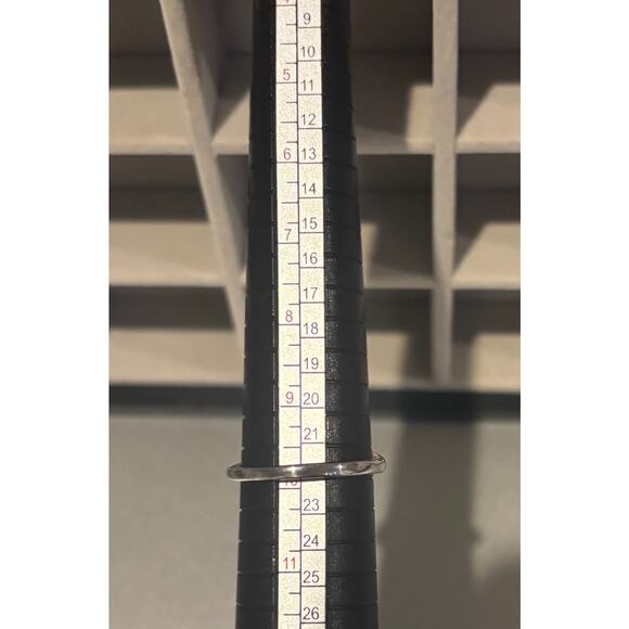 Elongated Tanzanite 925 Sterling Silver Ring Size 10 - Picture 3 of 3